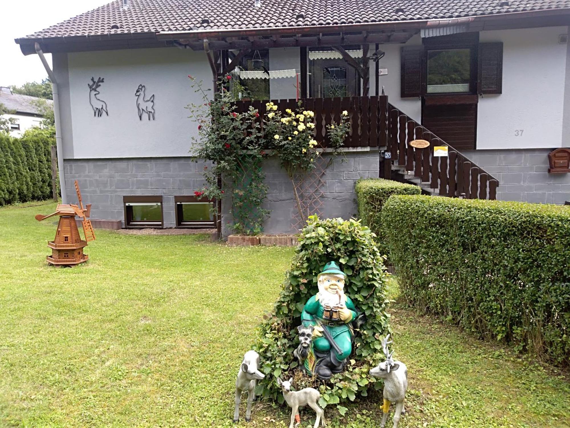 Apartmán Zum Goldenen Tal Grafendhron Exteriér fotografie
